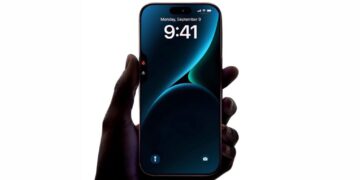 افشای Spigen از نمایشگر بزرگ‌تر آیفون ۱۷؛ احتمال طراحی جدید و ارتقاء سخت‌افزاری