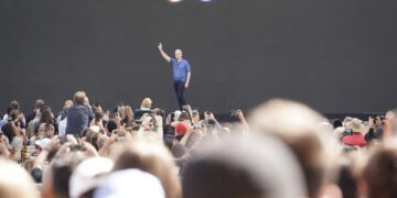 اپل در آستانه WWDC 2025 تحت فشار قرار دارد