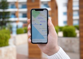 اپل در iOS 26 نقشه‌ها را هوشمندتر می‌کند؛ Apple Maps مسیر رفت‌وآمد شما را یاد می‌گیرد