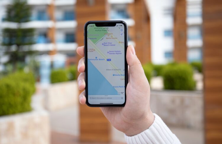 اپل در iOS 26 نقشه‌ها را هوشمندتر می‌کند؛ Apple Maps مسیر رفت‌وآمد شما را یاد می‌گیرد