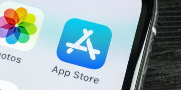کمک ۱.۳ تریلیون دلاری فروشگاه App Store در سال ۲۰۲۴، به اقتصاد جهانی