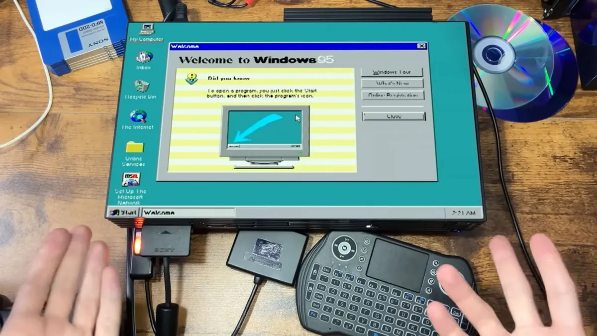 ویندوز ۹۵ روی PlayStation 2