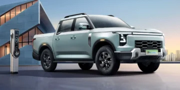 نیسان از پیکاپ پلاگین هیبریدی Z9 رونمایی کرد