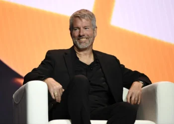 پیش‌بینی مایکل سیلور: جهش ۱۲,۳۲۸ درصدی بیت کوین تا ۱۳ میلیون دلار تا سال ۲۰۴۵