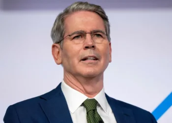 وزیر خزانهداری ایالات متحده: استیبل کوینها ممکن است به کاهش بدهی ملی آمریکا کمک کنند