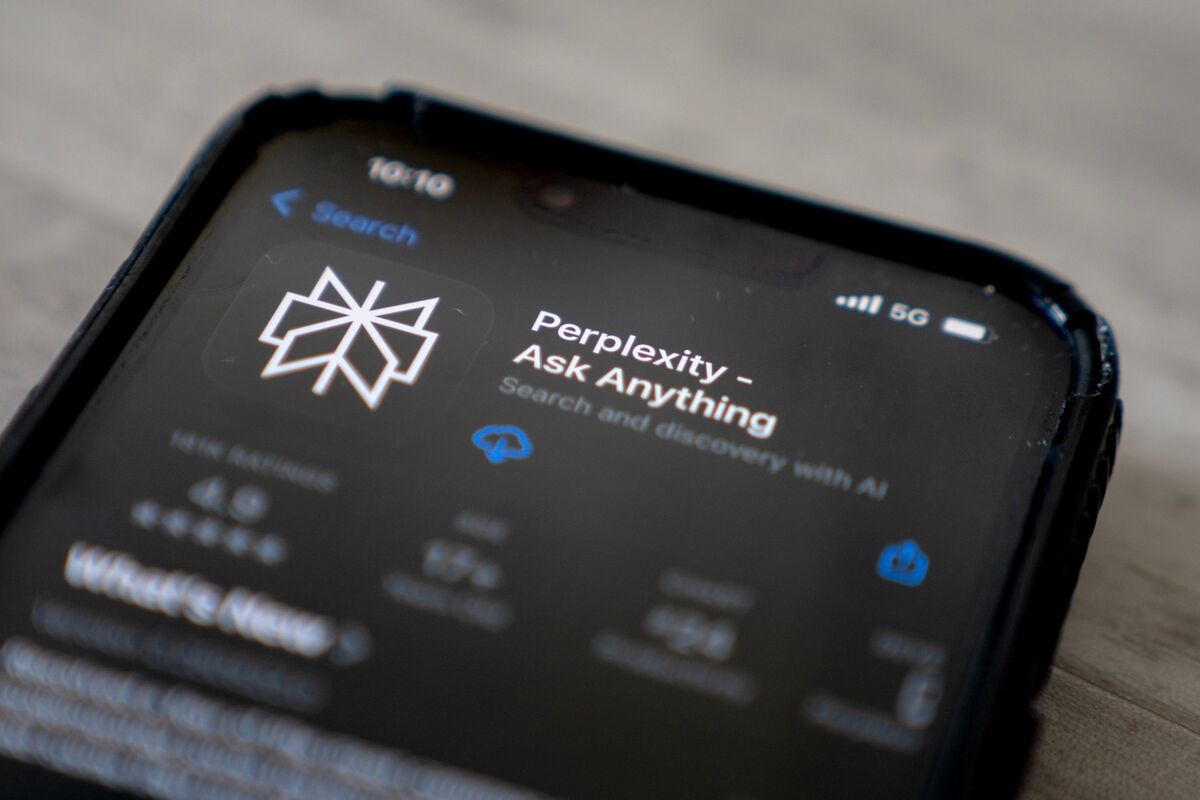 اپل در پی خرید استارتآپ Perplexity AI