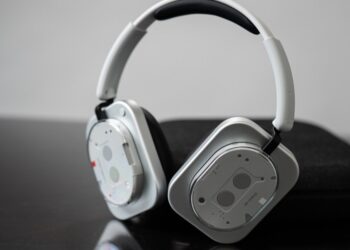 هدفون روگوشی Headphone 1 ناتینگ