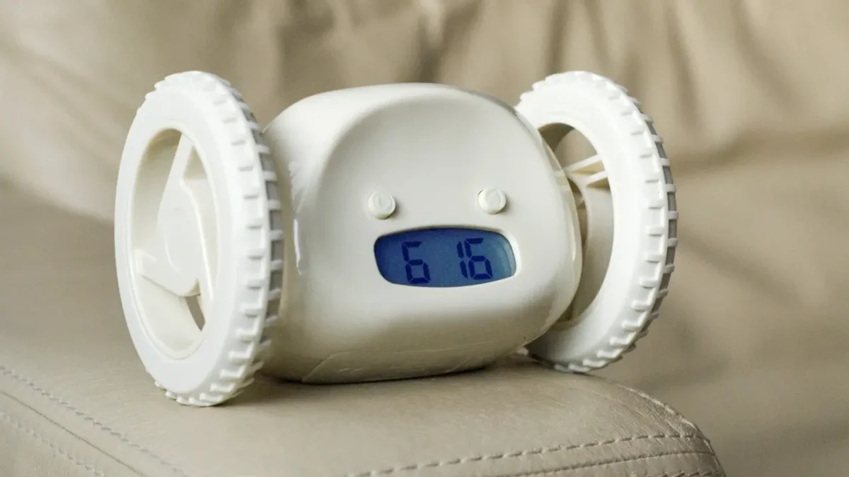 Clocky Rolling Alarm؛ ساعت زنگدار فراری!
