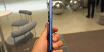 شگفتی در بازار گوشی‌های تاشو؛ آنر مجیک V5 ضخیم‌تر از گلکسی زد فولد ۷