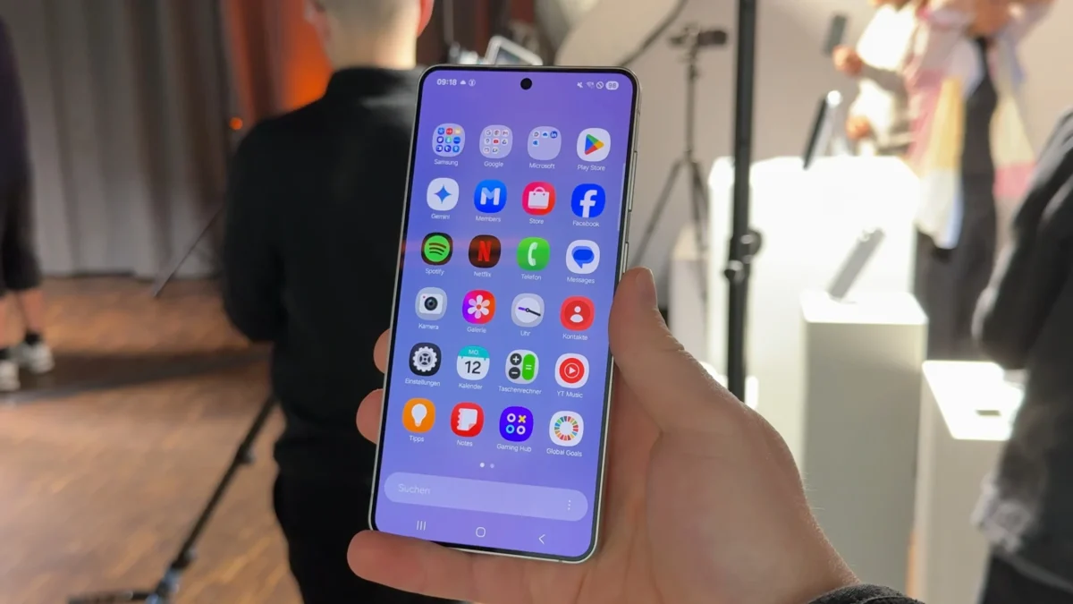 One UI 8 برای گلکسی A33 و A53