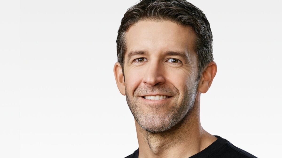 John Ternus؛ پیشروی سختافزار اپل