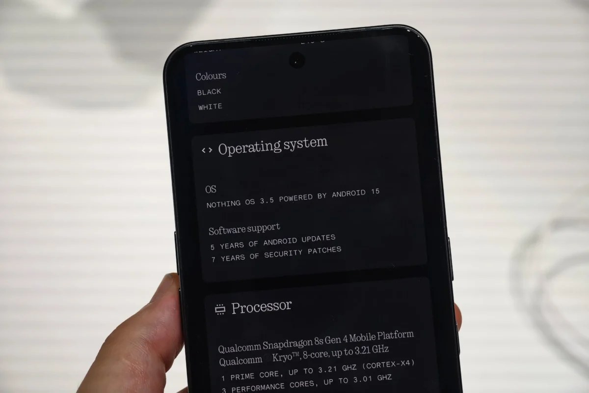 گوشی Phone 3 ناتینگ