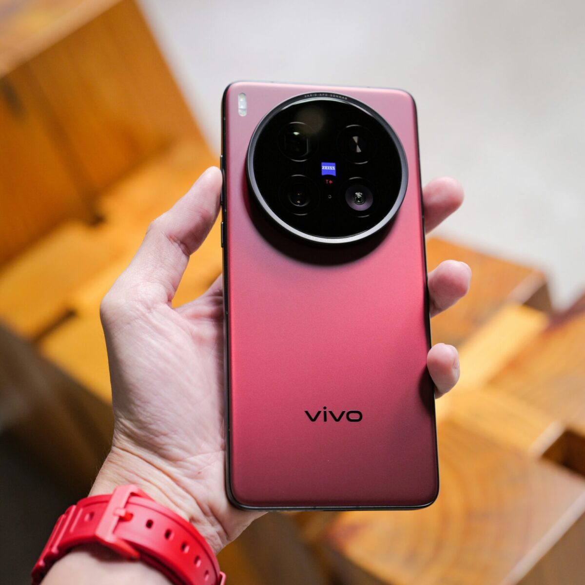 Vivo X200 Ultra
