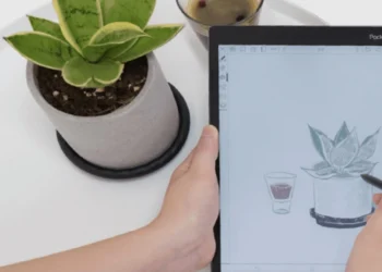 تبلت رنگی جدید PocketBook با نمایشگر E Ink بدون شیشه معرفی شد