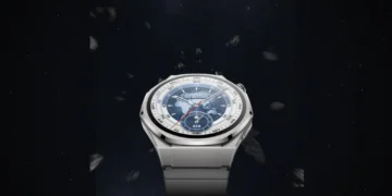 ساعت هوشمند Watch 5 Ultra آنر با بدنه تیتانیومی رونمایی شد