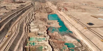 پروژه غول‌پیکر «لاین» عربستان در آستانه بازنگری؛ جاه‌طلبانه‌ترین شهر جهان زیر ذره‌بین