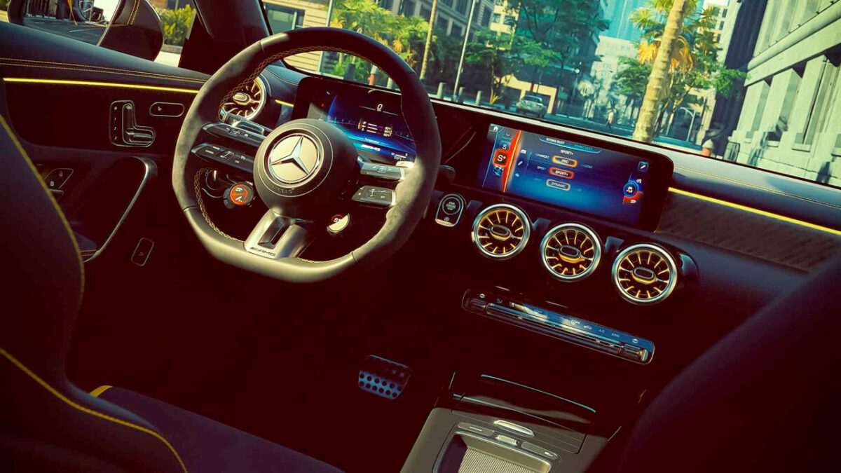 نسخه نهایی Mercedes-AMG CLA 45 S عرضه می شود