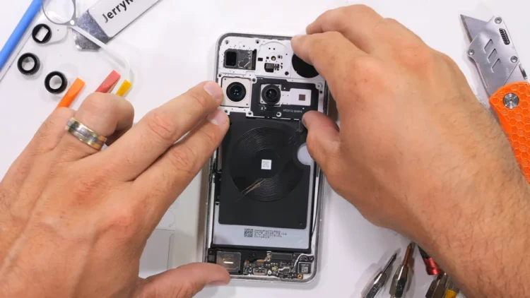 کالبدشکافی Nothing Phone (3)؛ گوشی هوشمندی مقاوم و تعمیرپذیر