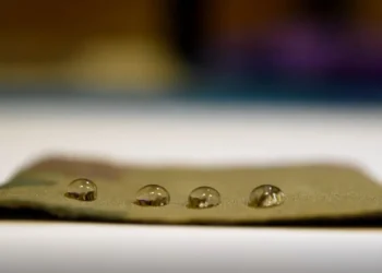 ساخت یک پوشش نچسب جدید بدون مواد خطرناک PFAS