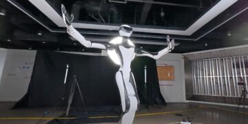 رونمایی از ربات انسان‌نمای کمرباریک Q5 با مهارت‌هایی شبیه انسان