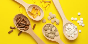 دانشمندان ۶۴ مکمل معروف را برای بهبود افسردگی بررسی کردند