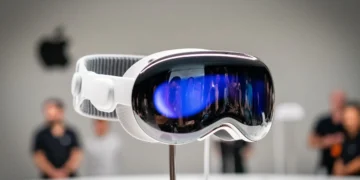 اپل از مهندس پیشین Vision Pro به اتهام سرقت اسرار تجاری شکایت کرد