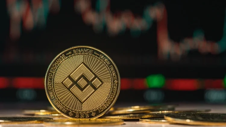 تحلیل قیمت BNB؛ آیا بایننس کوین آماده‌ عبور از ۱,۰۰۰ دلار است؟