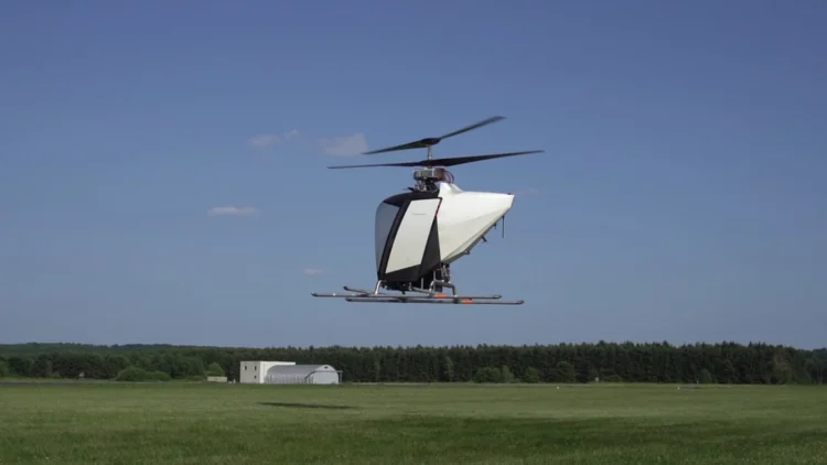 نخستین پرواز آزاد بالگرد برقی eCopter در اتریش ثبت شد