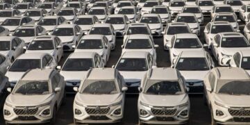 آغاز ثبت‌نام فروش خودروهای وارداتی از شنبه ۱۱ مرداد + جدول قیمتی