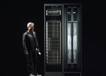 فناوری Spectrum-XGS انویدیا؛ اتصال دیتاسنترها برای خلق ابرخوشه هوش مصنوعی