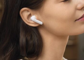 هواوی از FreeBuds SE 4 ANC با قابلیت حذف نویز فعال رونمایی کرد