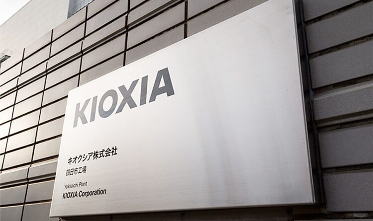 ماژول فلش پرسرعت Kioxia با ظرفیت ۵ ترابایت و پهنای باند ۶۴ گیگابایت بر ثانیه معرفی شد