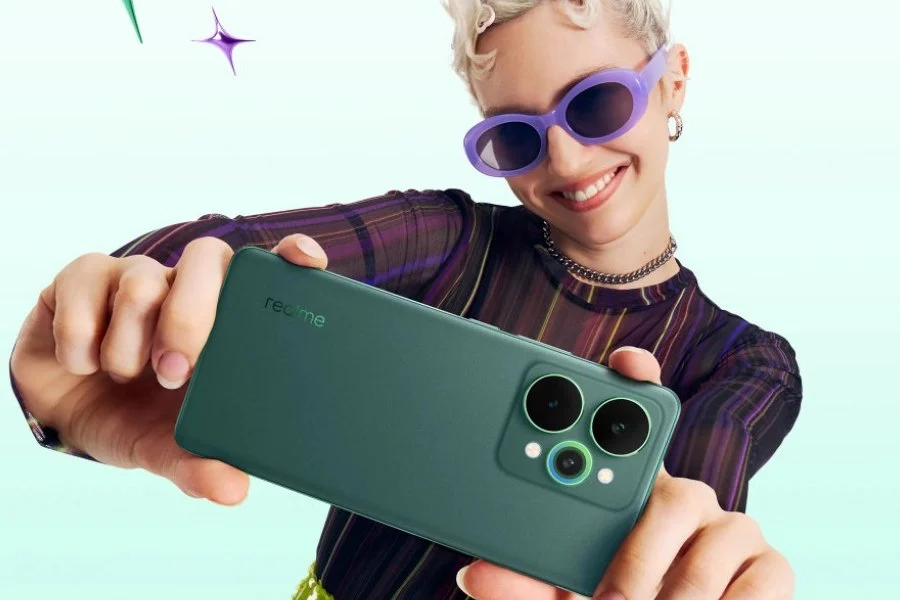 Realme 15