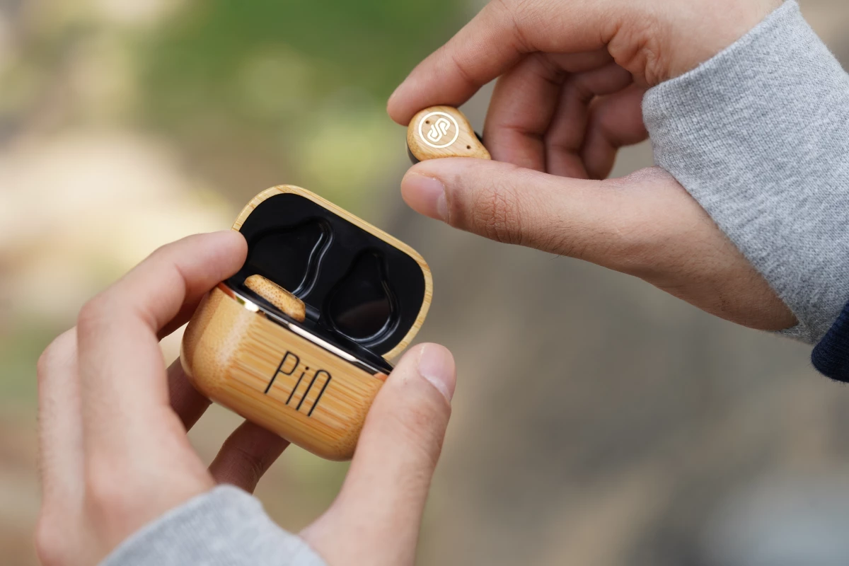 ایرباد چوبی دستساز The PIN