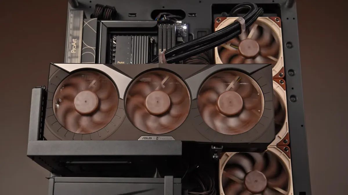 کارت گرافیک RTX 5080 ایسوس با همکاری Noctua