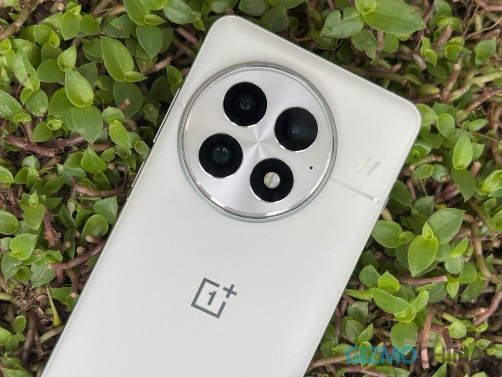 OnePlus 15