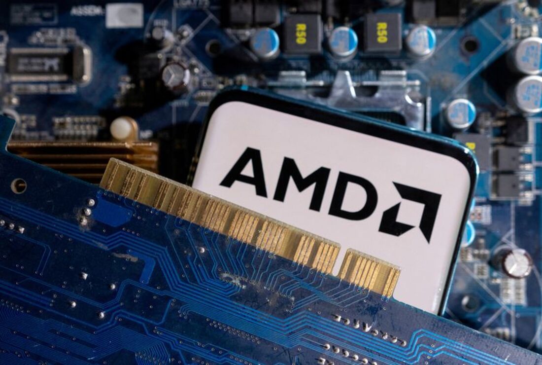 تاثیر محدودیتهای صادراتی آمریکا بر درآمد شرکت AMD