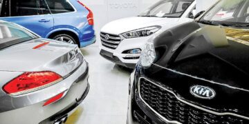 ادامه ریزش قیمت در بازار خودروهای وارداتی