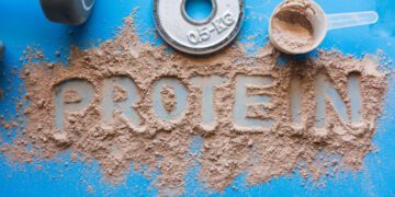 بدن به چه میزان پروتئین برای مصرف روزانه نیاز دارد؟
