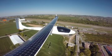 هواپیمای خورشیدی-برقی Elektra One رکورد ارتفاعگیری جهان را شکست