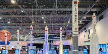 چین قدرتمندترین موشک خود را آزمایش کرد