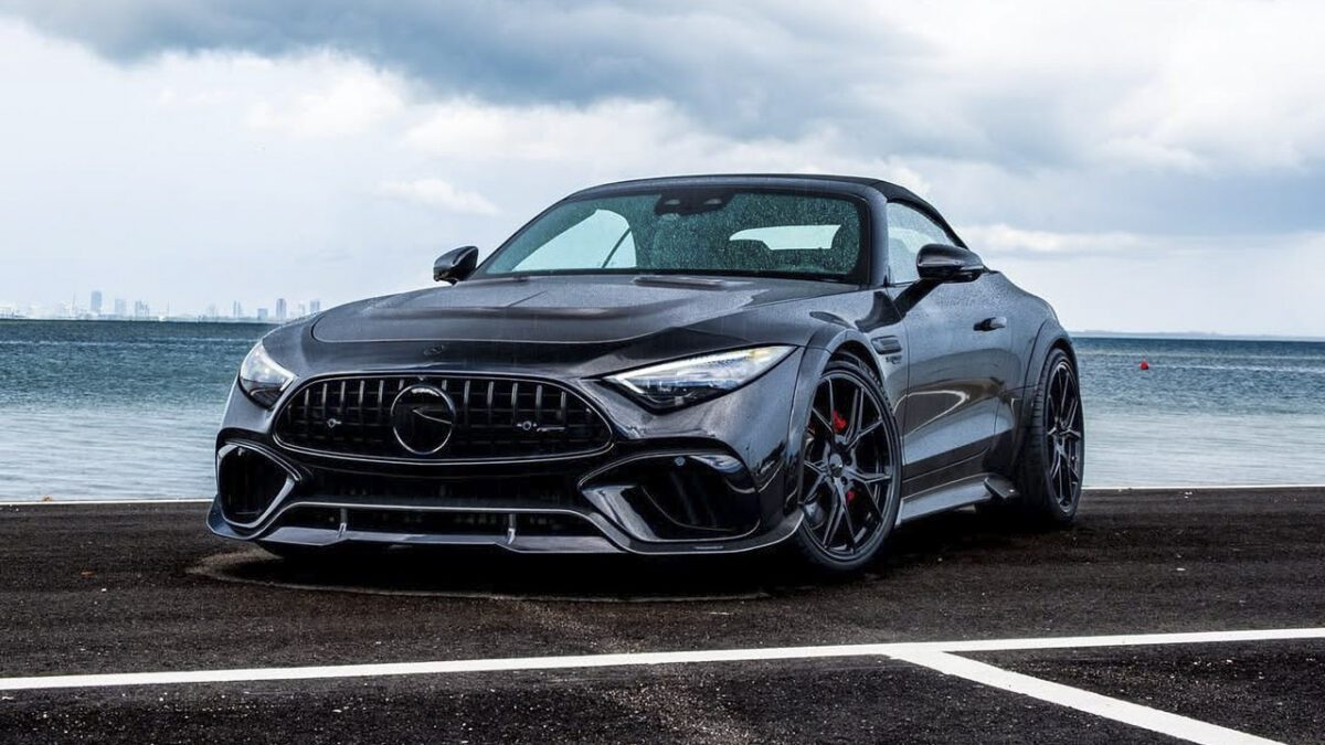رونمایی منصوری از نسخه سفارشی خودروی Mercedes-AMG SL 63
