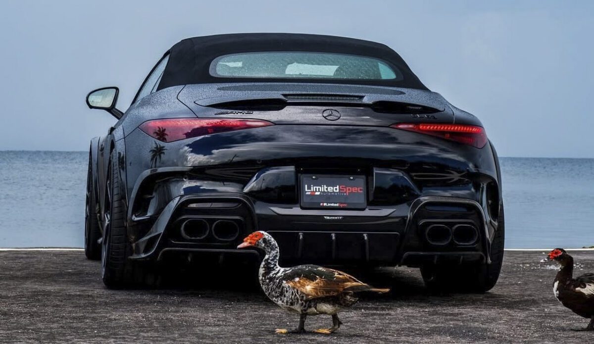 منصوری نسخه سفارشی خودروی Mercedes-AMG SL 63 را معرفی کرد