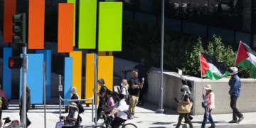 مایکروسافت زیر فشار اعتراضات علیه قراردادهای ابری با اسرائیل