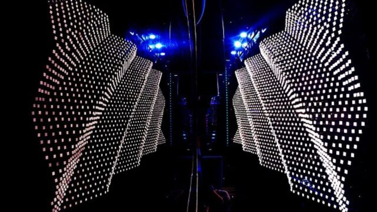 ساخت مولکولی با کاربرد دوگانه در نمایشگرهای OLED و تصویربرداری پزشکی