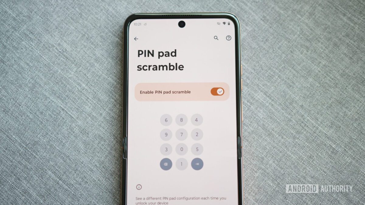 چگونه قابلیت PIN Scramble را در گوشیهای موتورولا فعال کنیم؟