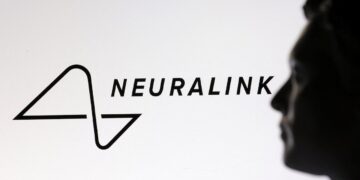 گسترش تراشه مغزی نورالینک به بیماران بریتانیایی