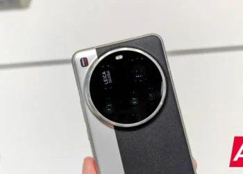 اپل و سامسونگ از شیائومی شکایت می‌کنند؛ کمپین تبلیغاتی دردسرساز چینی‌ها