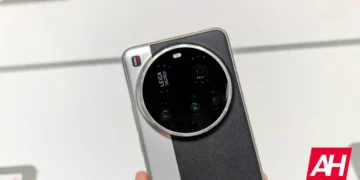 اپل و سامسونگ از شیائومی شکایت می‌کنند؛ کمپین تبلیغاتی دردسرساز چینی‌ها