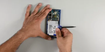 گلکسی Z Fold 7 سامسونگ، شاهکار مهندسی با کابوس تعمیرپذیری